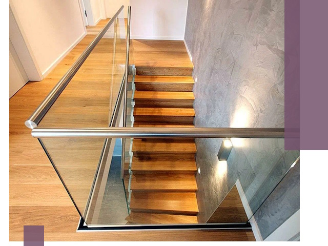 Перила для лестницы в доме — изготовление и монтаж в Фрязине