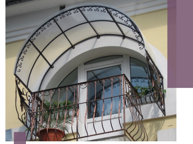 Козырьки над балконом в Фрязине — изготовление и монтаж