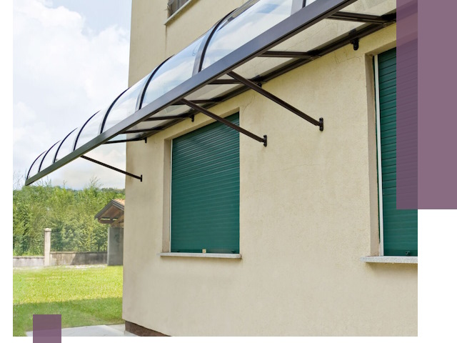 Козырьки над окнами в Фрязине — изготовление и монтаж по выгоде